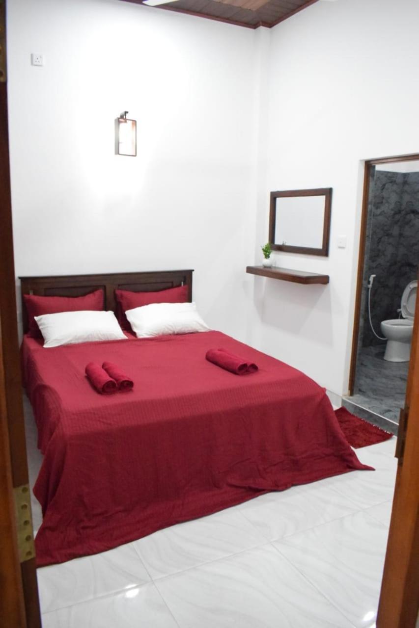 The Alexis'S Guest House Negombo Ngoại thất bức ảnh