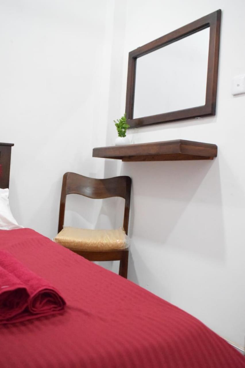The Alexis'S Guest House Negombo Ngoại thất bức ảnh