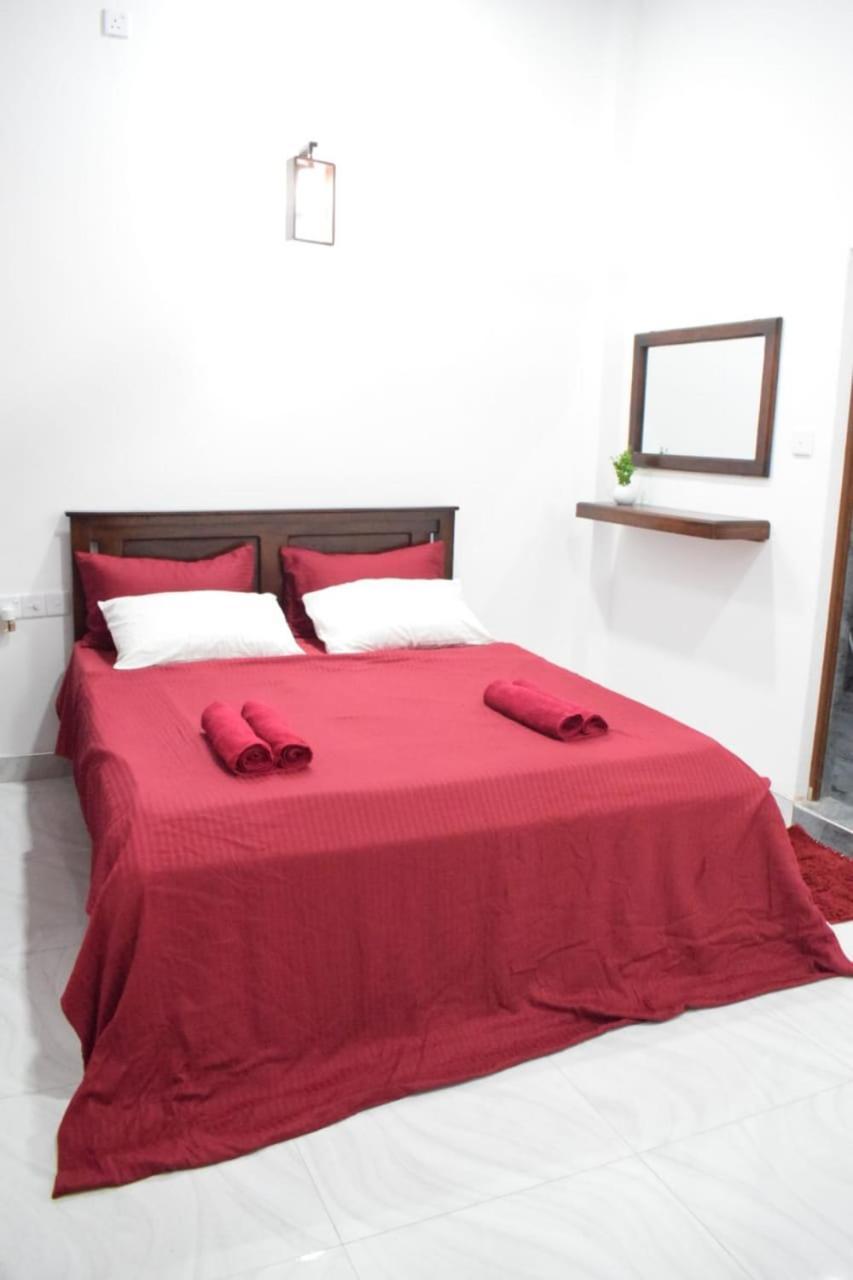 The Alexis'S Guest House Negombo Ngoại thất bức ảnh