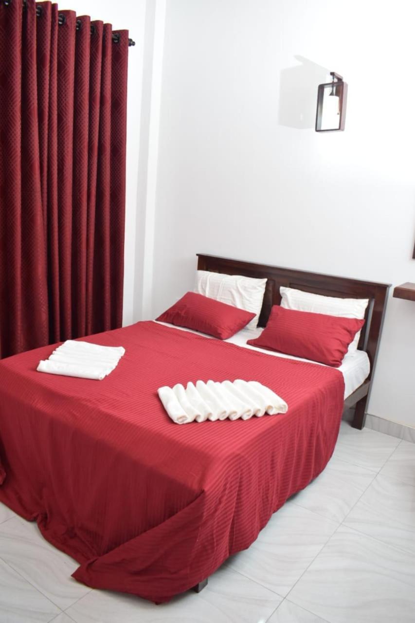 The Alexis'S Guest House Negombo Ngoại thất bức ảnh