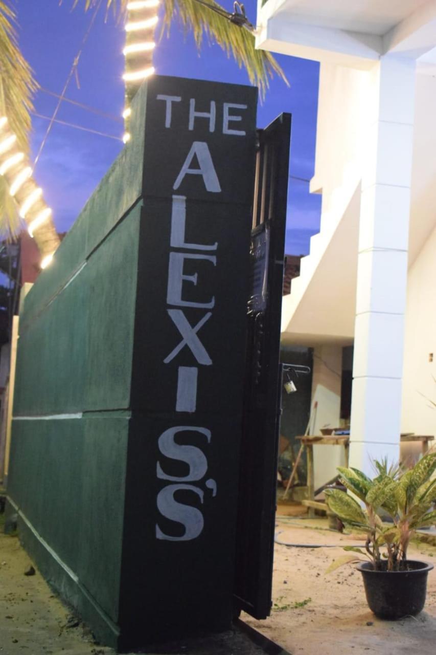 The Alexis'S Guest House Negombo Ngoại thất bức ảnh