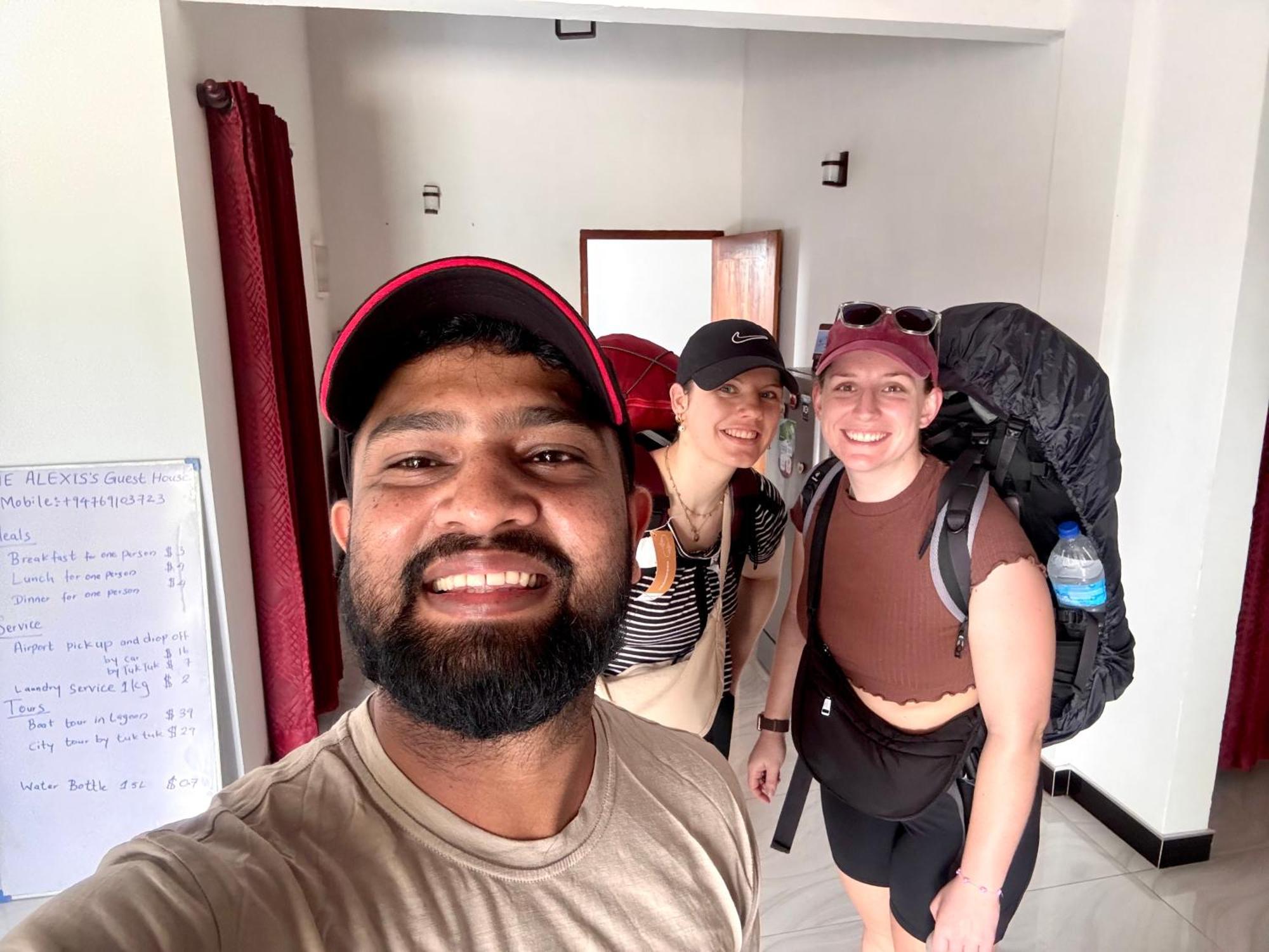 The Alexis'S Guest House Negombo Ngoại thất bức ảnh