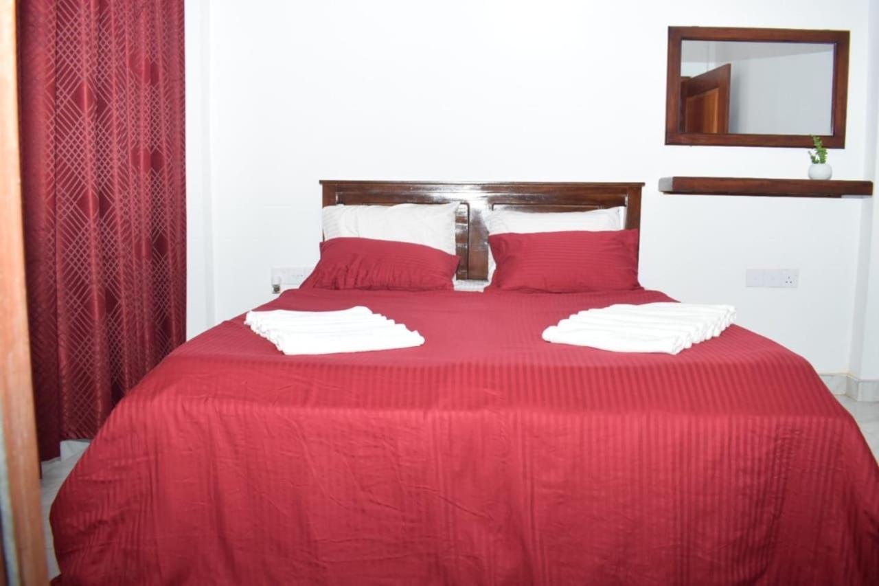 The Alexis'S Guest House Negombo Ngoại thất bức ảnh