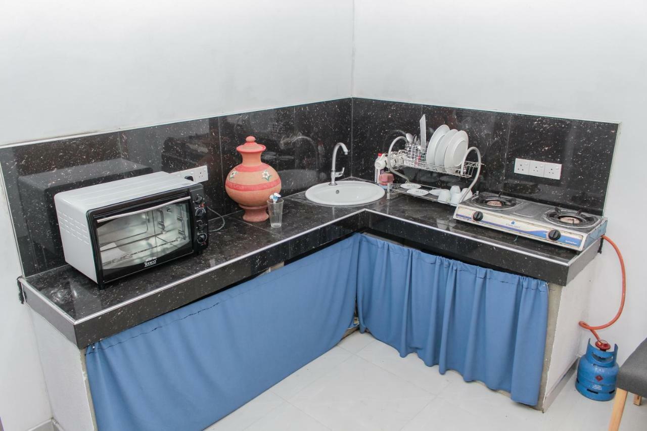 The Alexis'S Guest House Negombo Ngoại thất bức ảnh